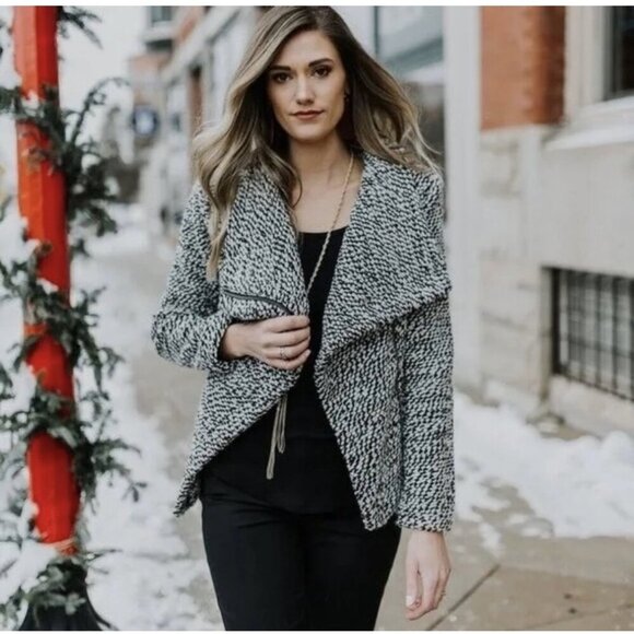 BlankNYC Jacket Womens XS Black White Boucle Wool Blend Asymmetrical Moto Zip - Picture 1 of 9